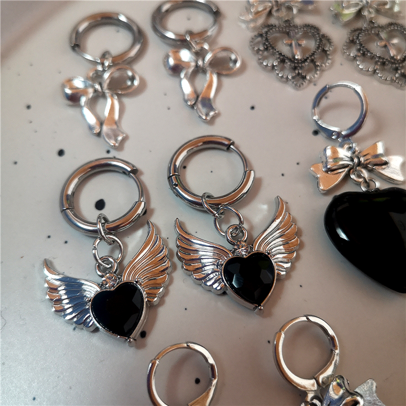 Women'S Emo Accessories - Goth Cute Punk Black Heart Wing