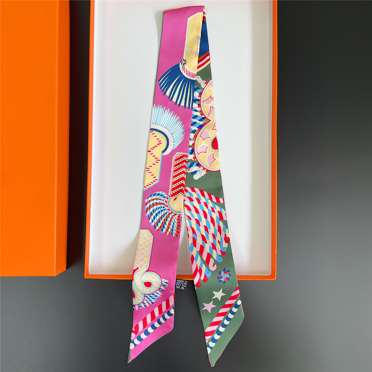 Brand Design Twill 100% Silk S - đánh giá và giá Silk Scarf Square