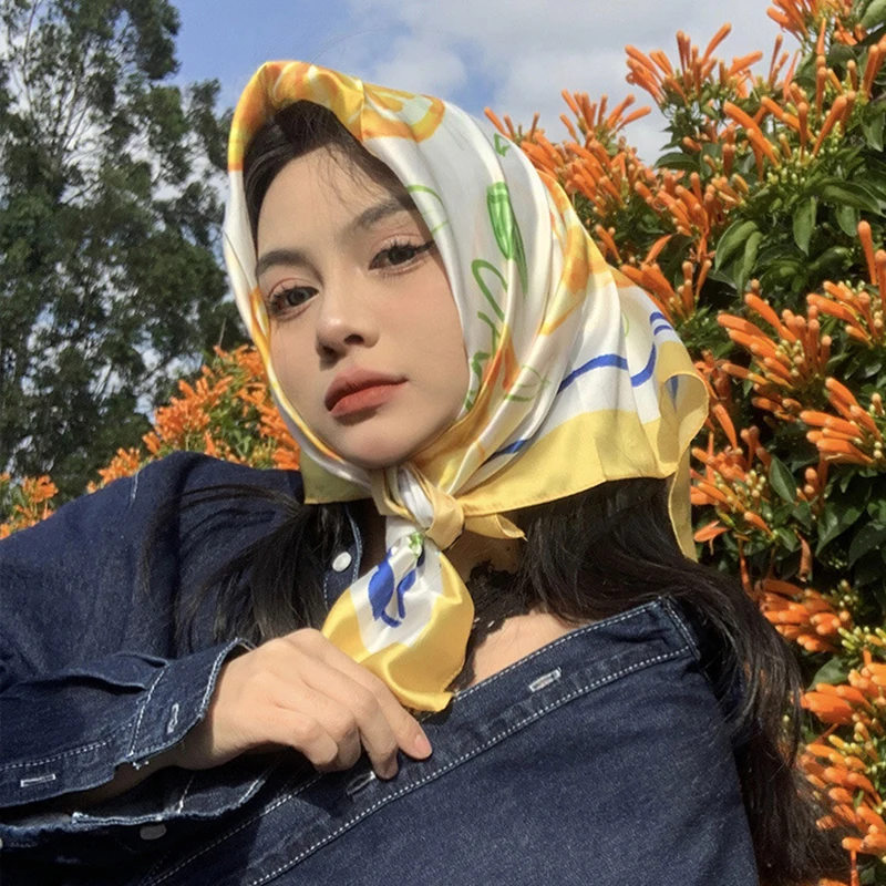 70cm Square Lemon Print Yellow - đánh giá và giá Silk Scarf Square