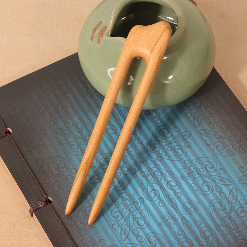 Peach Wood U-shaped Hairpin An - đánh giá và giá Women Accessories Aesthetic