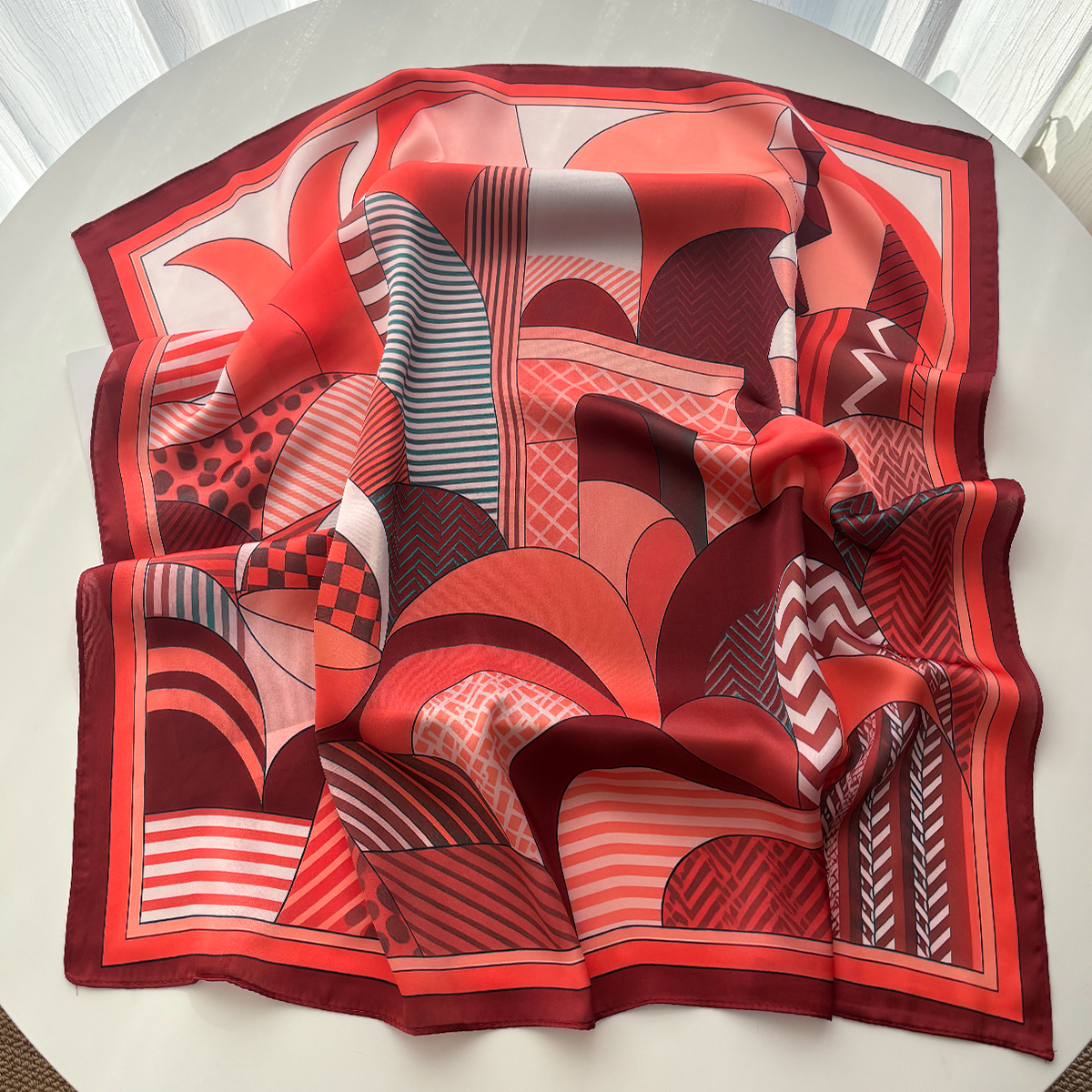 Luxury Square Scarf For Women  - đánh giá và giá Silk Scarf Square