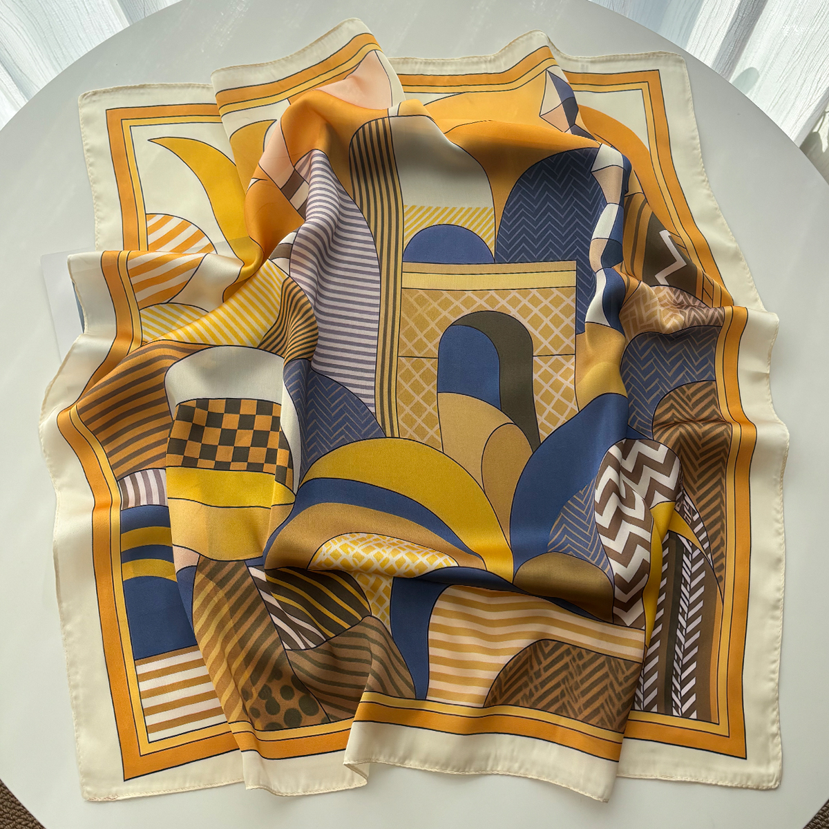 Luxury Square Scarf For Women  - đánh giá và giá Silk Scarf Square