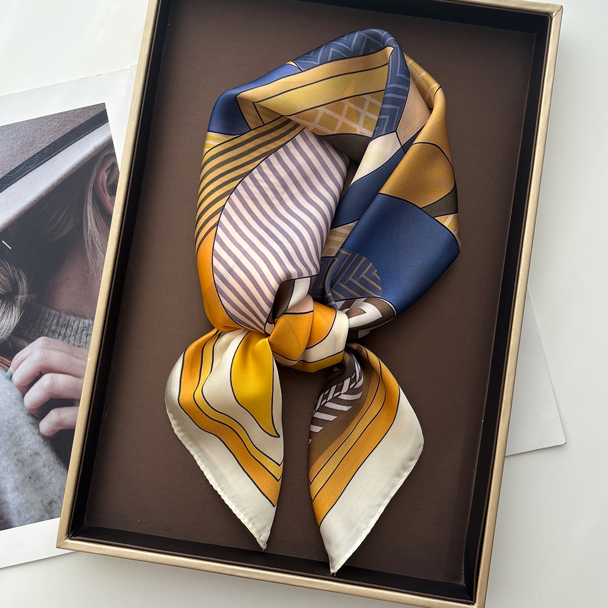 Luxury Square Scarf For Women  - đánh giá và giá Silk Scarf Square