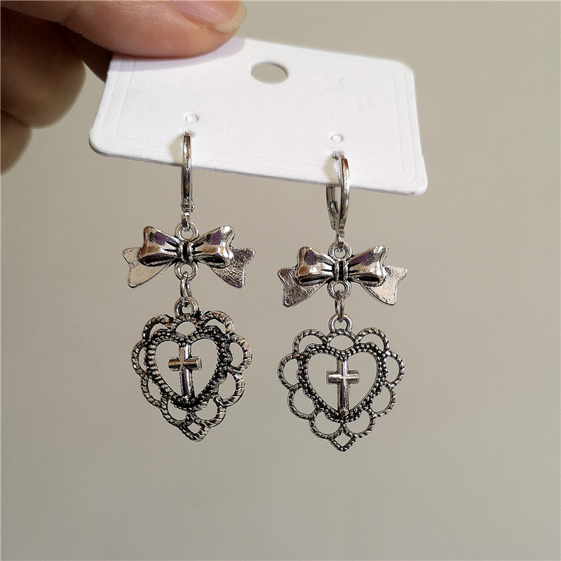 Gothic Vintage Love Heart Cros - đánh giá và giá Women'S Emo Accessories